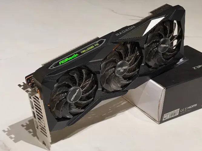Placa De Vídeo Amd Asrock Rx 6700 Xt Challenger Pro 12gb Oc