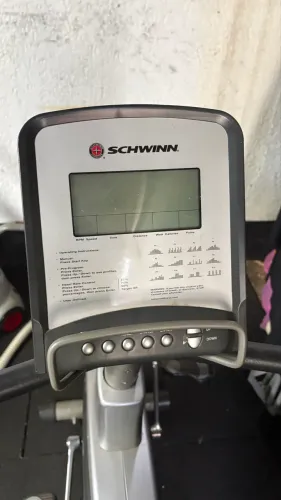 Bicicleta horizontal ergométrica schwinn