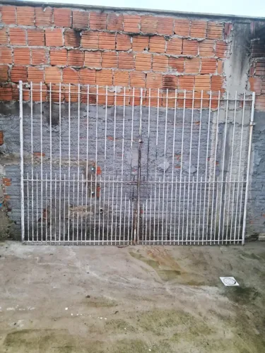 Portão de ferro