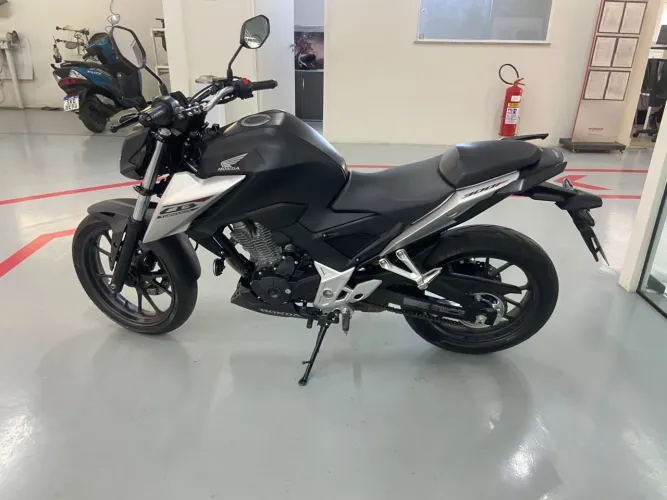 TWISTER CB300F 290km rodados apenas