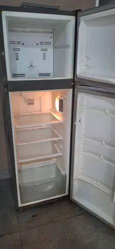 Geladeira no precinho 