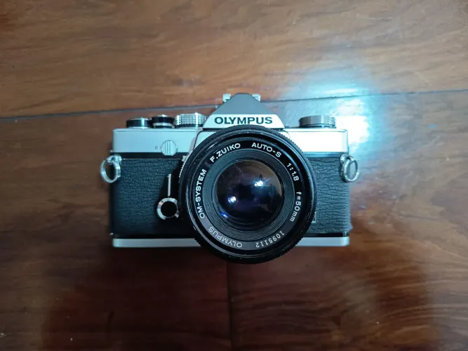 Camera fotográfica Olympus 