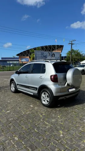 Volkswagen Crossfox 1.6 MI Total Flex 8V 5P 2011