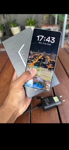 S 25 ultra 256 gb Troco por iphone 16 pro max sem volta ou iphone 17 pro max dou volta