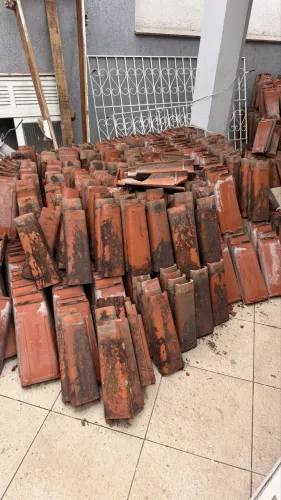 Doação TELHAS - retirar urgente