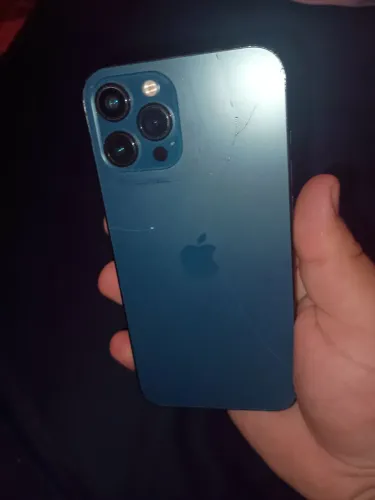 Vendo iPhone 12 pro Max 256 gigas por apenas 2100