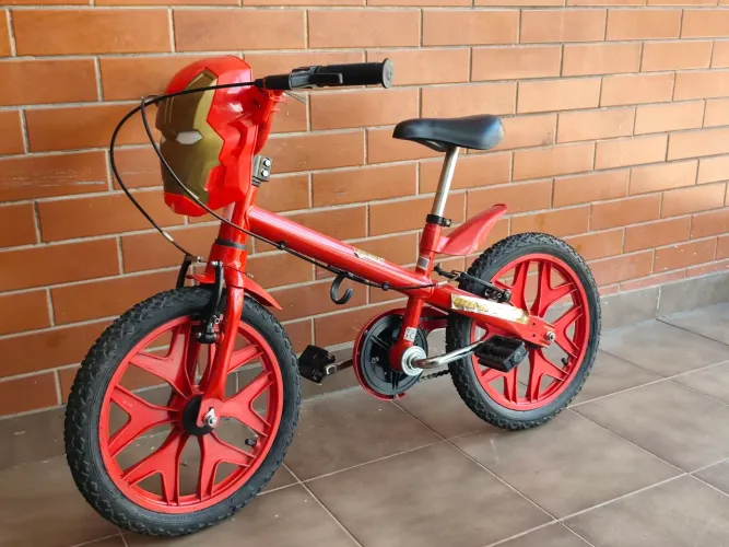 Bicicleta homem de ferro aro 16