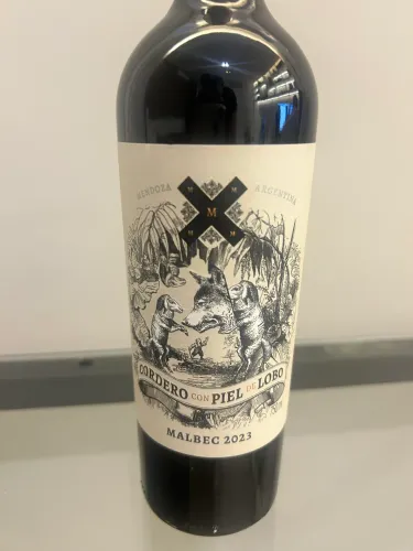 Vinho argentino Cordero piel Lobo
