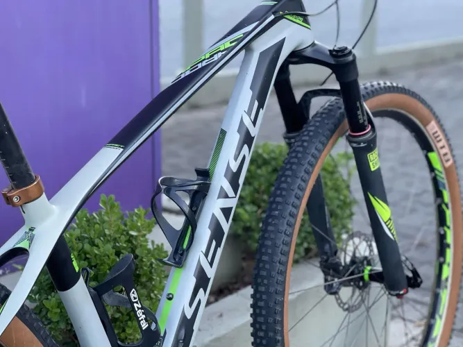 Bike sense impact carbon aro 29