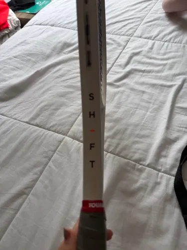 Vendo raquete de Tênis wilson shift 99