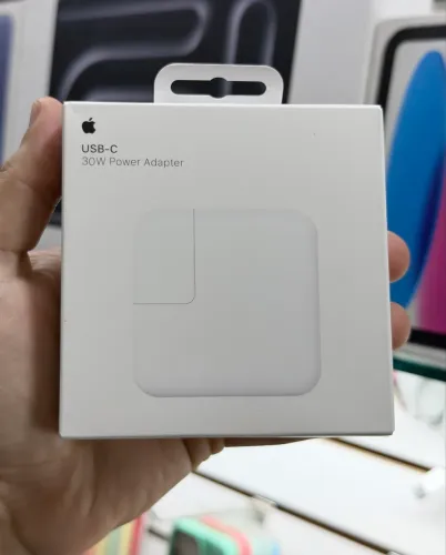 Fonte apple 30w usb-c original nova lacrada ( fonte dos macbook air 2018 em diante )