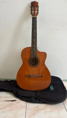 Violão tonante 