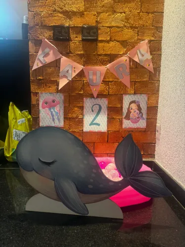 Display de chão baleia linda
