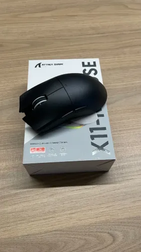 Mouse Gamer Attack Shark X11 - Preto | Sem Fio, Recarregável com Dock de Carregamento