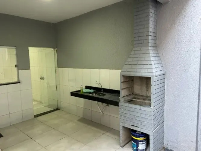 Casa à venda - Setor dos Bandeirantes-Aparecida de Goiânia