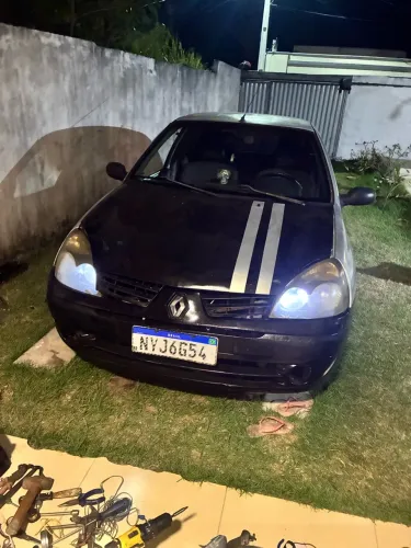 Renault Clio Hi-flex 1.0 16V 5P 2011