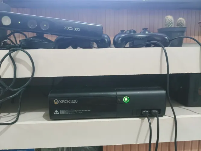 Vendo Xbox 360 e PS2