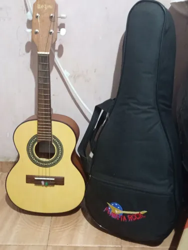 Cavaquinho Rosini R$500,00