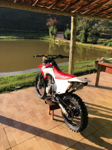 Nx 200 ta pra 230 vendo ou troco 