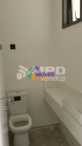 CASA EM CONDOMÍNIO - TAMBORÉ - SP