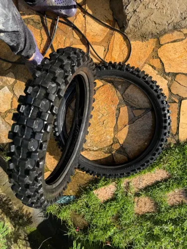 Pneus para motocross trilha