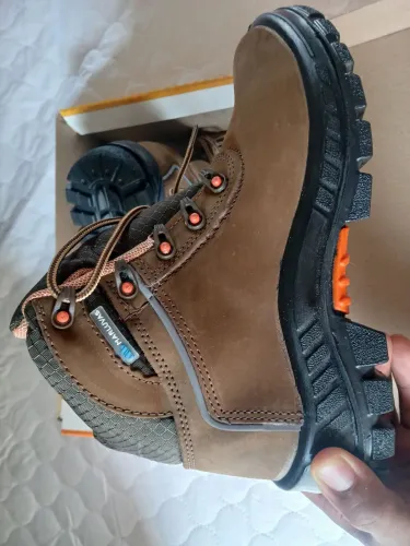 VENDO BOTA MARLUVAS 