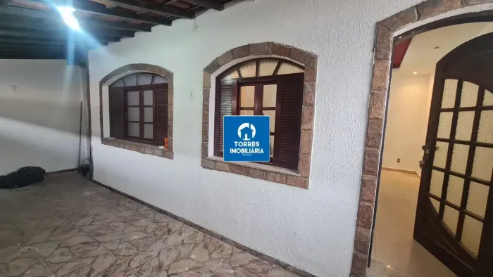 CASA DUPLEX COM SUÍTE E GARAGEM - ESTRELA DO NORTE