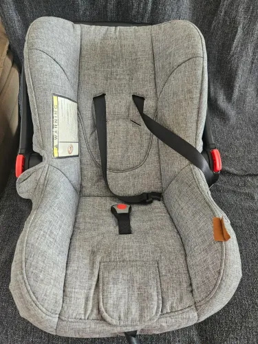 Bebê conforto para doação