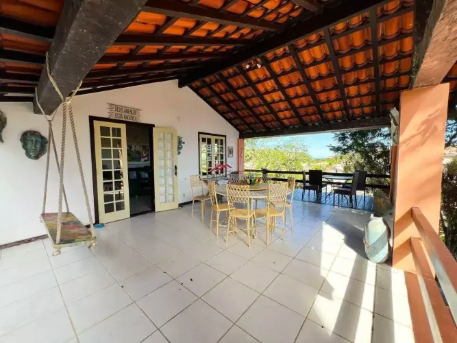Casa de Condomínio à VENDA - 5 Quartos - Geribá, Búzios