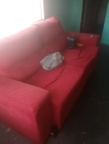 Sofá retrátil usado