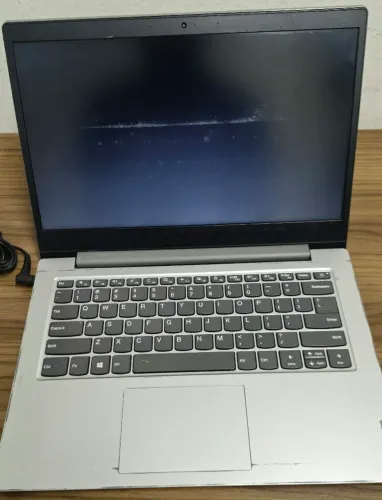 Lenovo ILenovo IdeaPad AMD A6-9220e e Radeon R4 (2C+3G)
