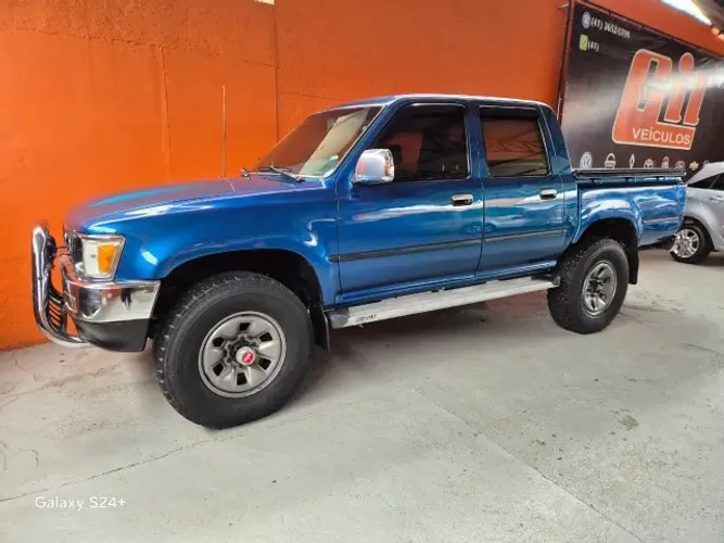 Toyota Hilux CD SR5 4X4 2.8 Diesel 1998