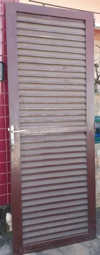 Portas veneziana 2,10 altura, X 80 m largura