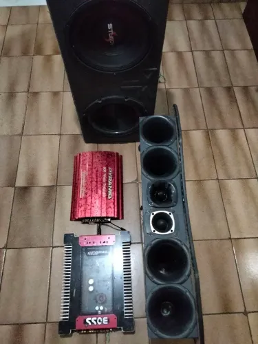 Kit som automotivo completo