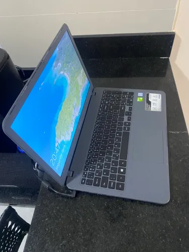 Samsung Expert 15.6" 8GB 1TB + Vídeo 2GB - Roda Jogos e Programas Pesados