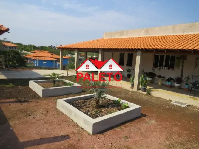 Chácara 1500 m² com 4 dormitórios a venda na cidade de Porangaba, loteamento Primavera
