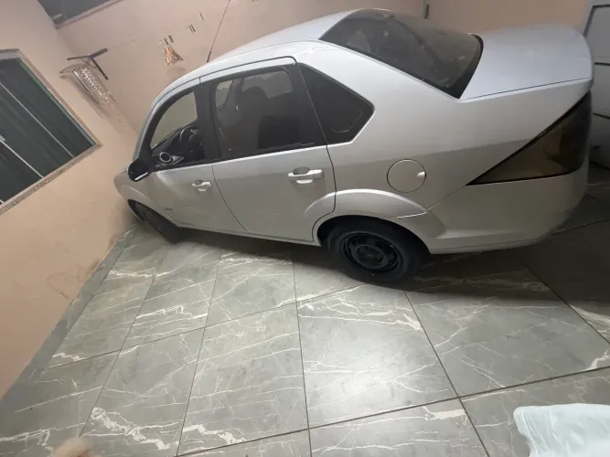Ford Fiesta Sed. 1.6 8V Flex 4P 2012