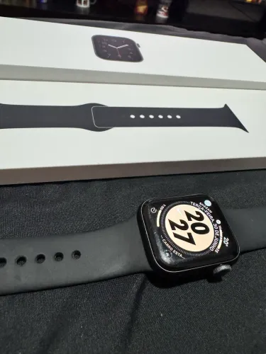 Apple Watch SE