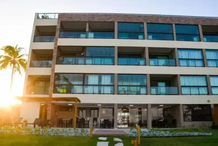 TAMANDARÉ - FLAT COM 35m² num condomínio pé na areia