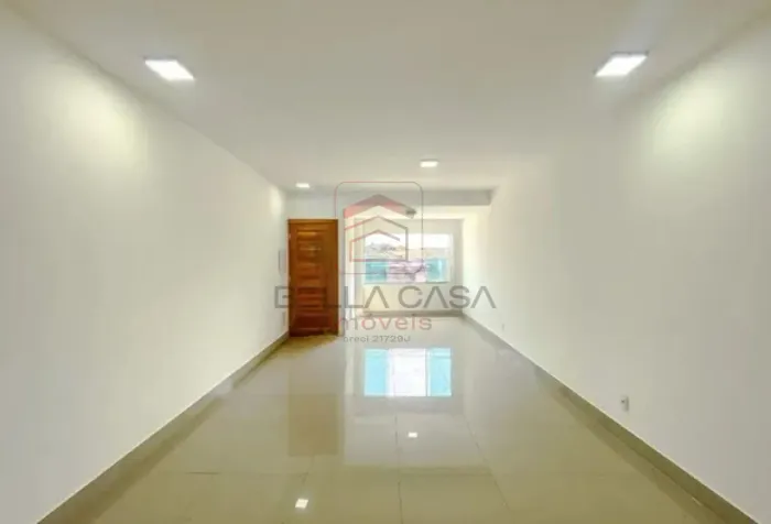 Sobrado Novo à Venda na Mooca com 3 Dormitórios e 1 Suíte
