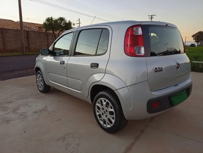 Fiat Uno Vivace/rua 1.0 EVO Fire Flex 8V 5P 2014