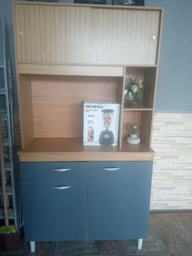Armário de cozinha semi-novo