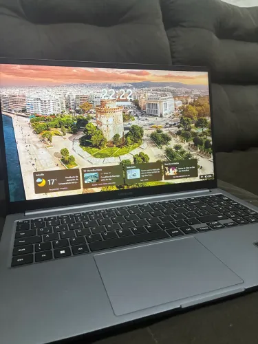 Samsung book 4 - seminovo