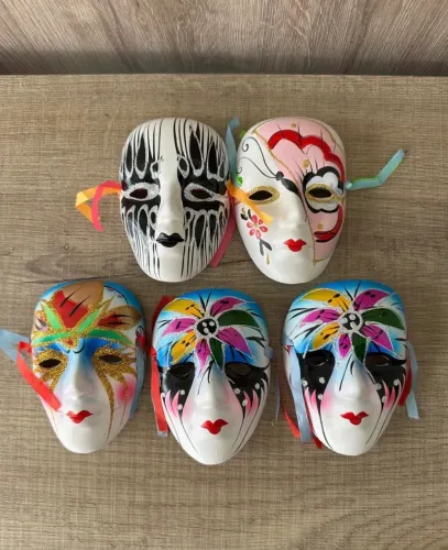5 máscaras venezianas importadas lindas ! Campinas-sp