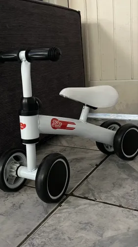 Bicicleta de equilíbrio 