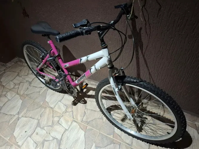 Bicicleta aro 26 pouco uso 
