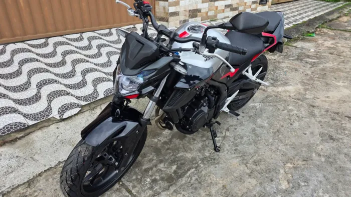 Honda CB500F 2022