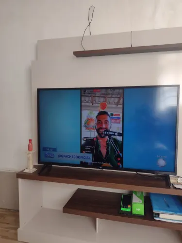 Vendo TV LG 4K Smart de 50 polegadas 