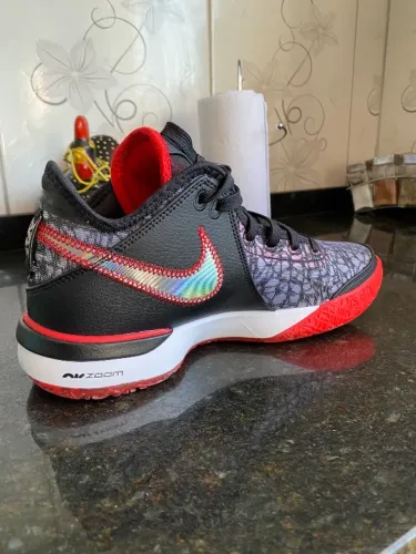TÊNIS LEBRON JAMES ORIGINAL