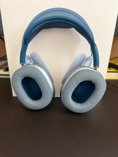 AirPods Max (Sky Blue, Lightning, com caixa)